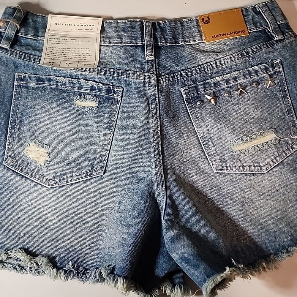 Austin Landing NWT Distressed Star-Studded Blue Denim Shorts - Picture 7 of 7